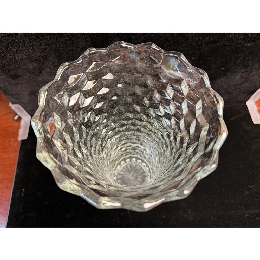Vintage Clear Pressed Glass‎ Trumpet Vase Honeycomb Pattern Scalloped Rim 8 Inch